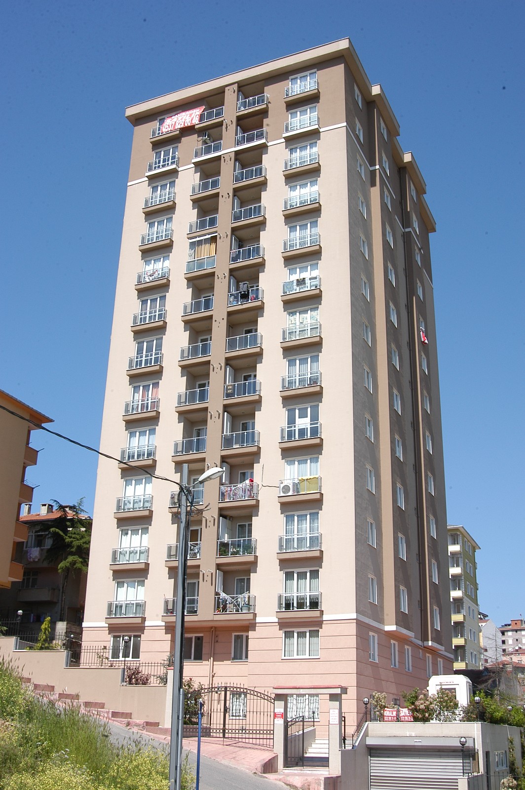 Versante Tower 1-132